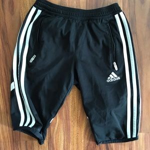 Nike 3/4 length shorts